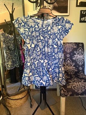Time and Tru Blue and White Floral Peplum Blouse